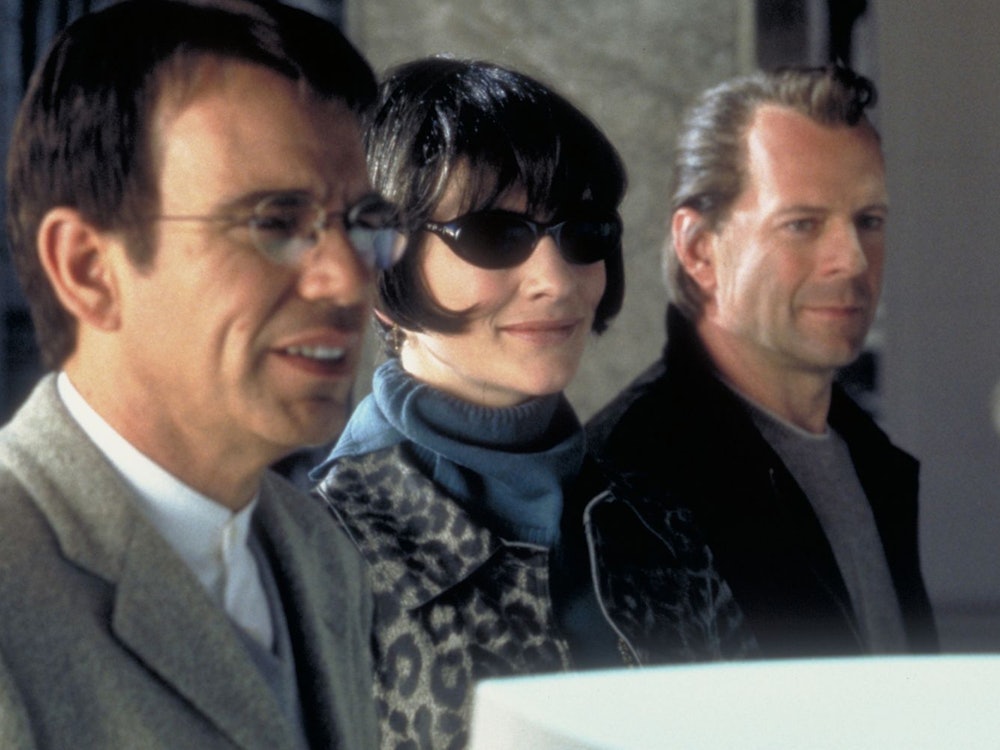 Joe (Bruce Willis, rechts) und sein hypochondrischer Partner Terry (Billy Bob Thornton) sind ein tolles Banditen-Duo. Bis Kate (Cate Blanchett) ins Spiel kommt. (Bild: ZDF / Studiocanal GmbH)