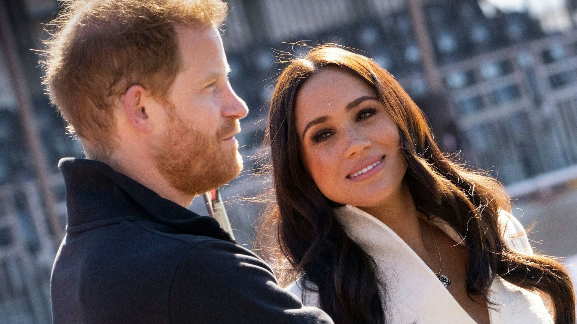 Prinz Harry und Meghan bei einem öffentlichen Termin.