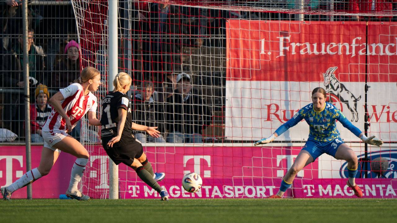 Pernille Harder (FC Bayern München) traf gegen Köln doppelt.