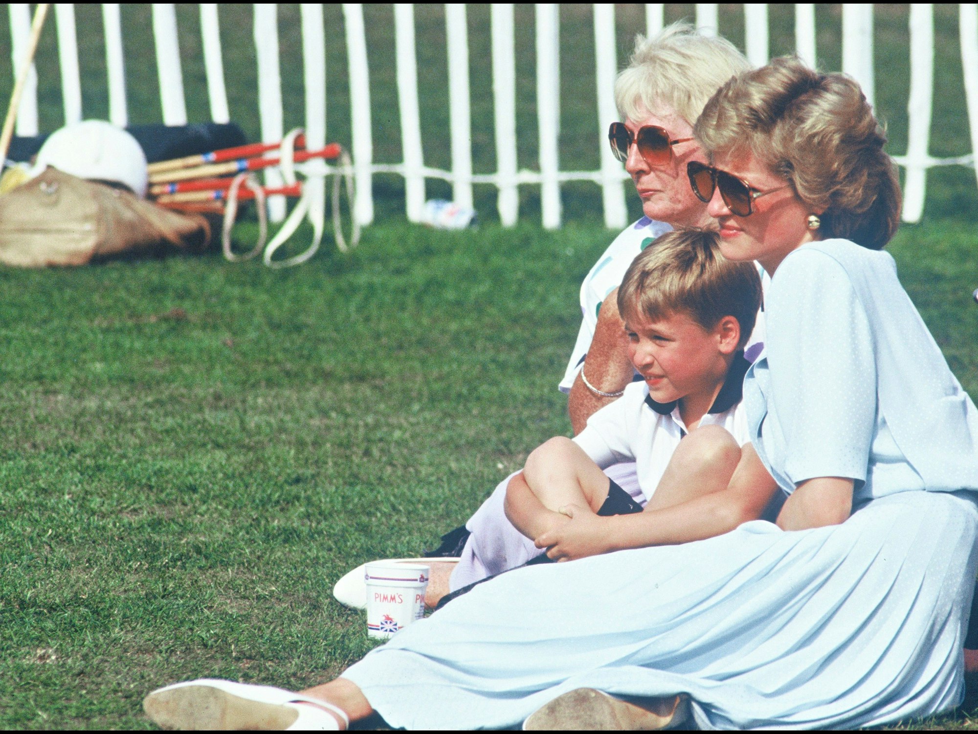 Prinzessin Diana mit Prinz William bei einem Polo-Turnier.
