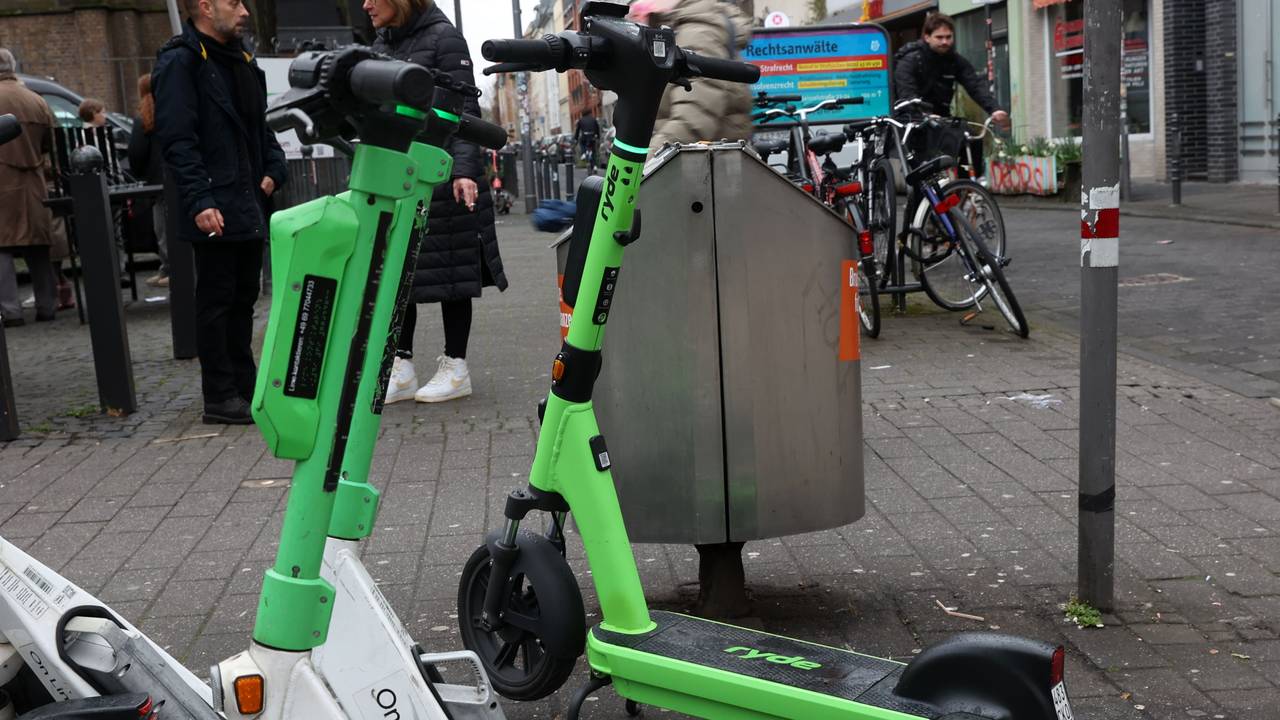 Seit Neuestem ist auch der Anbieter Ryde Technology mit seinen E-Scootern in Köln vertreten.