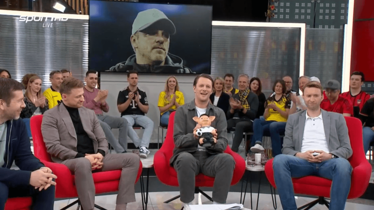 Sport1-Moderator Jochen Stutzky hat FC-Trainer Lukas Kwasniok im „Doppelpass“ zur Kasse gebeten.