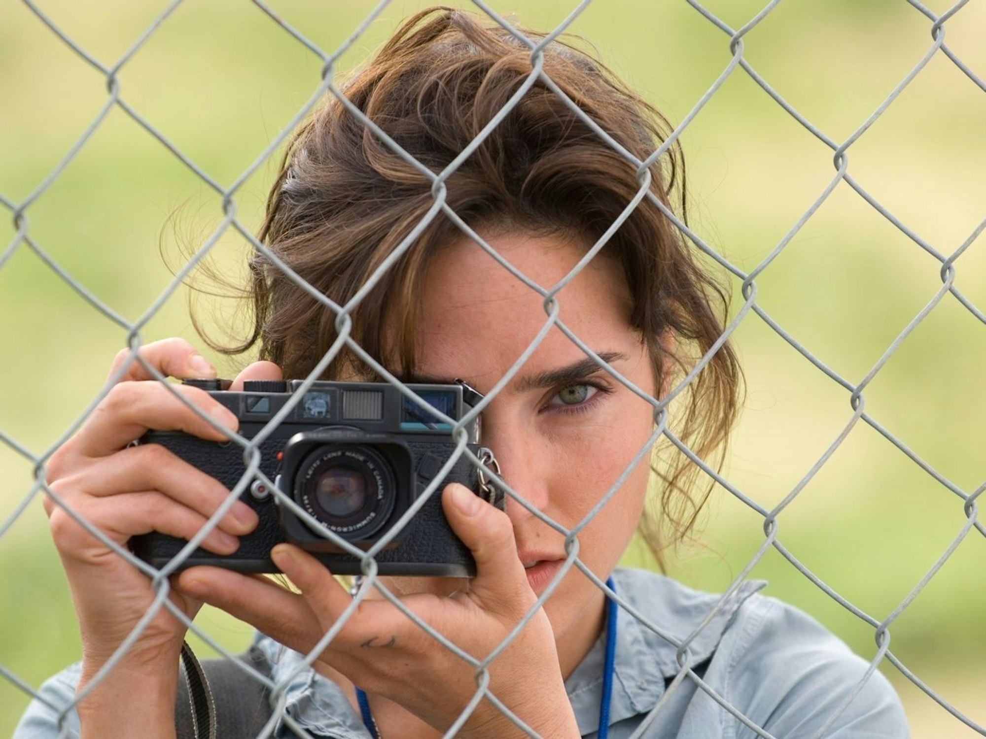 Auf der Jagd nach einer exklusiven Story über die illegalen Verwicklungen im internationalen Diamantenschmuggel: Journalistin Maddy Bowen (Jennifer Connelly). (Bild: Jaap Buitendijk/2006 Warner Bros. Entertainment Inc. and Virtual Studios)