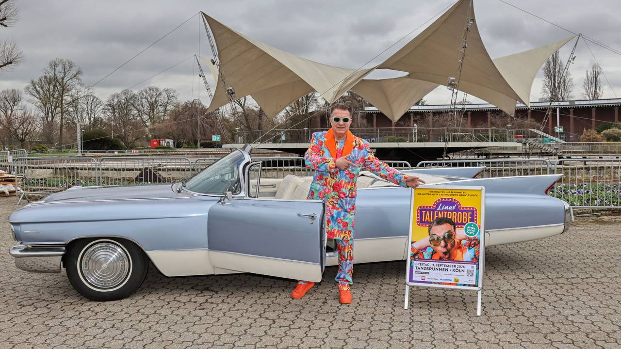 Entertainer Linus mit seinem Oldtimer.
