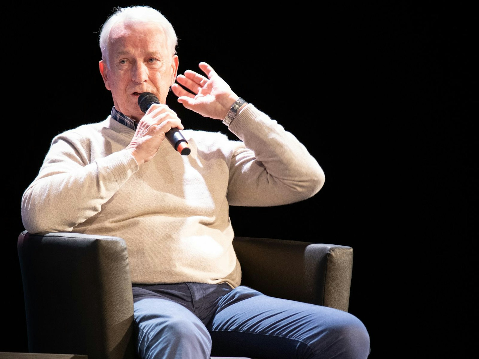 Rainer Bonhof bei der Talkrunde in Köln.