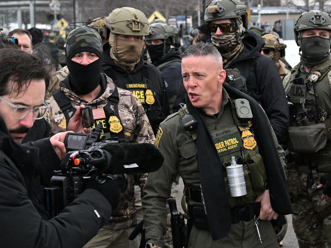 Frau stirbt nach Schüssen eines ICE-Beamten in Minneapolis