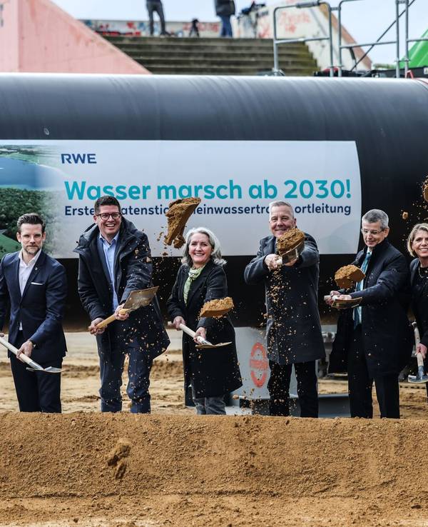 Spatenstich für den Bau der Rheinwassertransportleitung