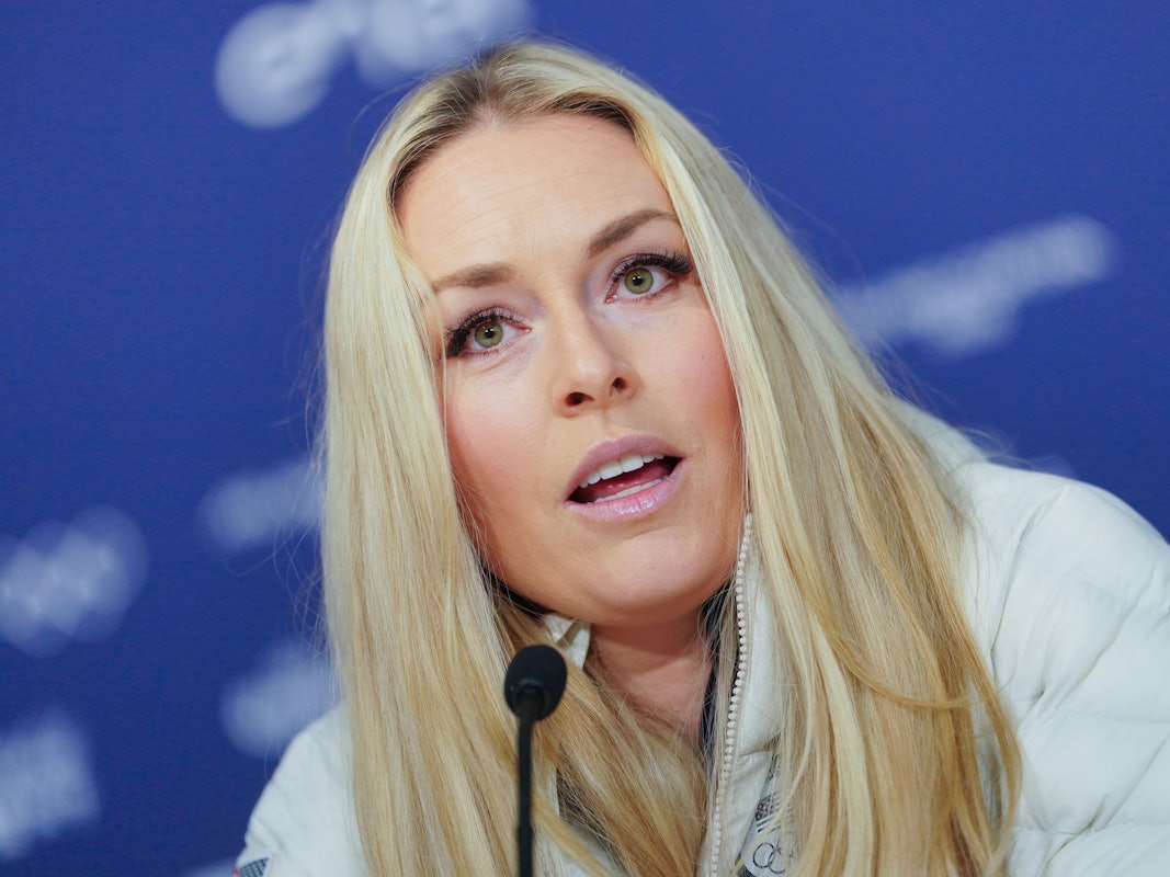 Skirennläuferin Lindsey Vonn (USA) spricht auf einer Pressekonferenz.