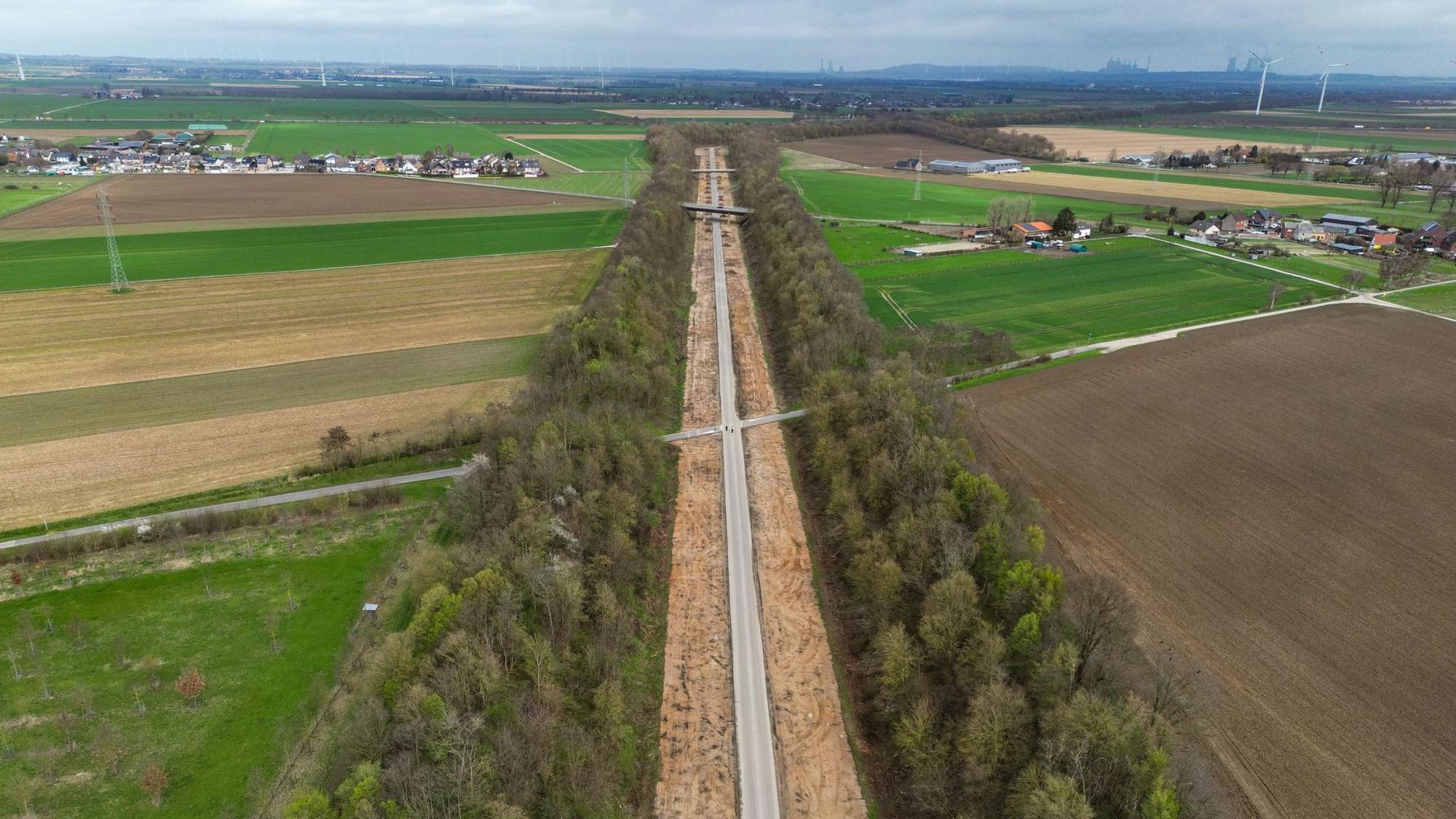 Spatenstich für den Bau der Rheinwassertransportleitung