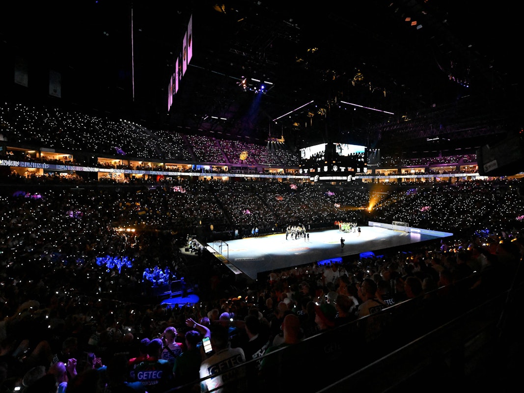 Blick in die Lanxess-Arena beim Handball.