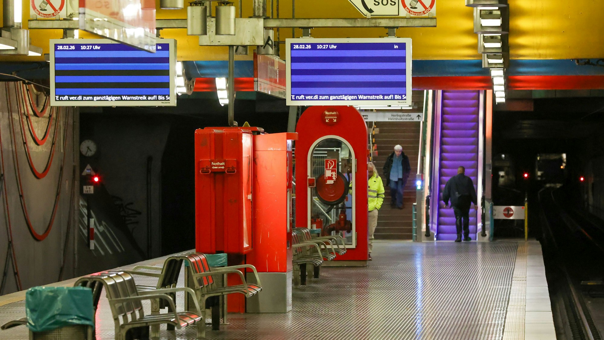 Die U-Bahnhaltestelle am Rochusplatz in Bickendorf.
