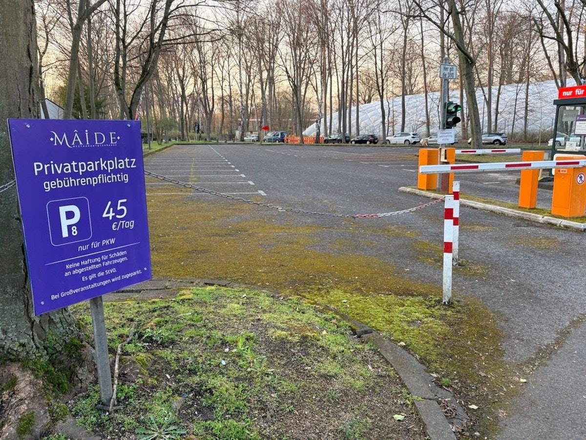 Der Parkplatz vom neuen Maide im Stadtwald – die Tagesgebühr beträgt 45 Euro.