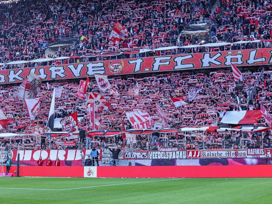 Beim Heimspiel gegen Mainz 05 soll es zu einem Übergriff gegen eine Influencerin gekommen sein.