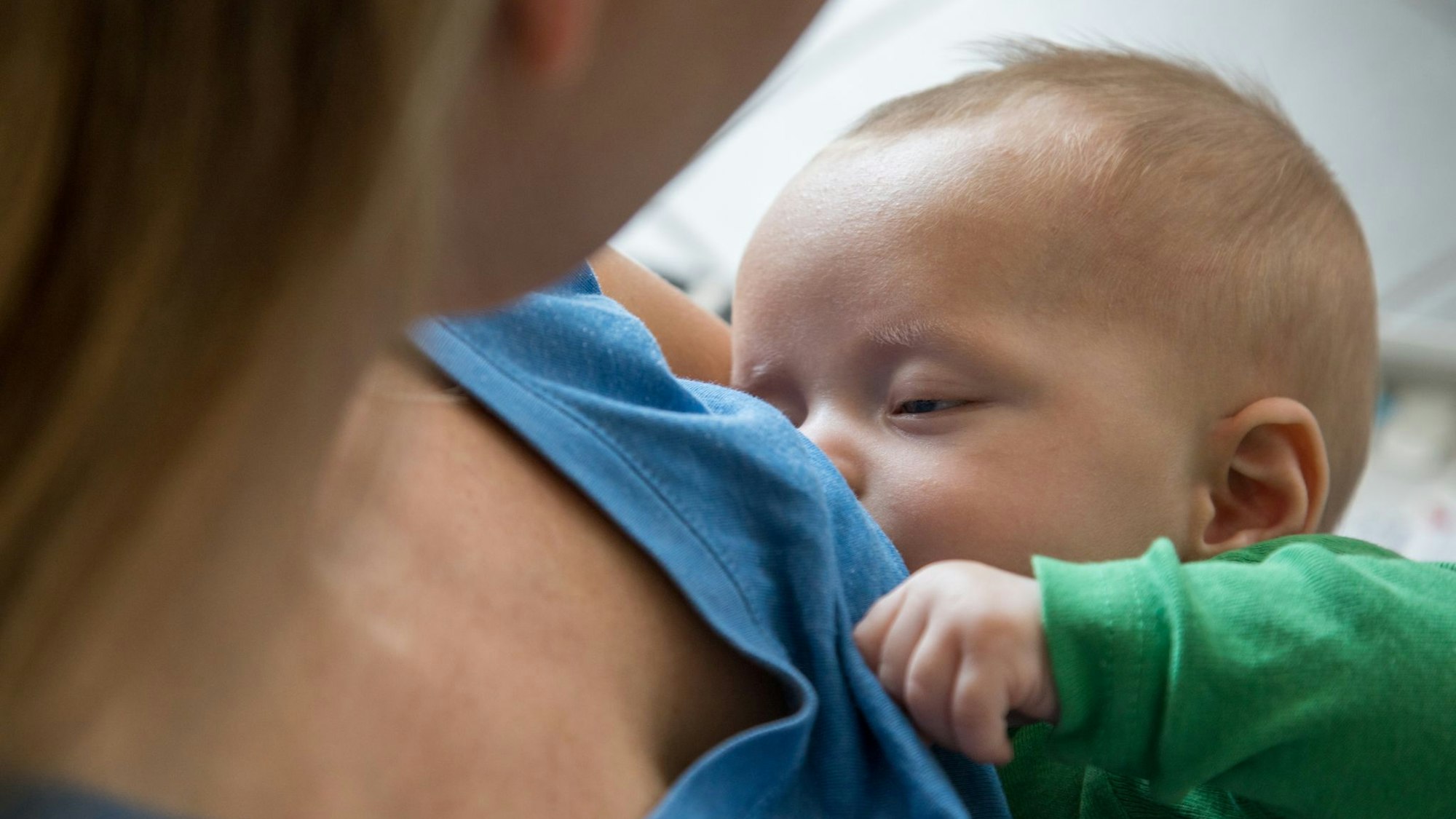 Stillen erfordert einen besonderen Schutz von Mutter und Kind.