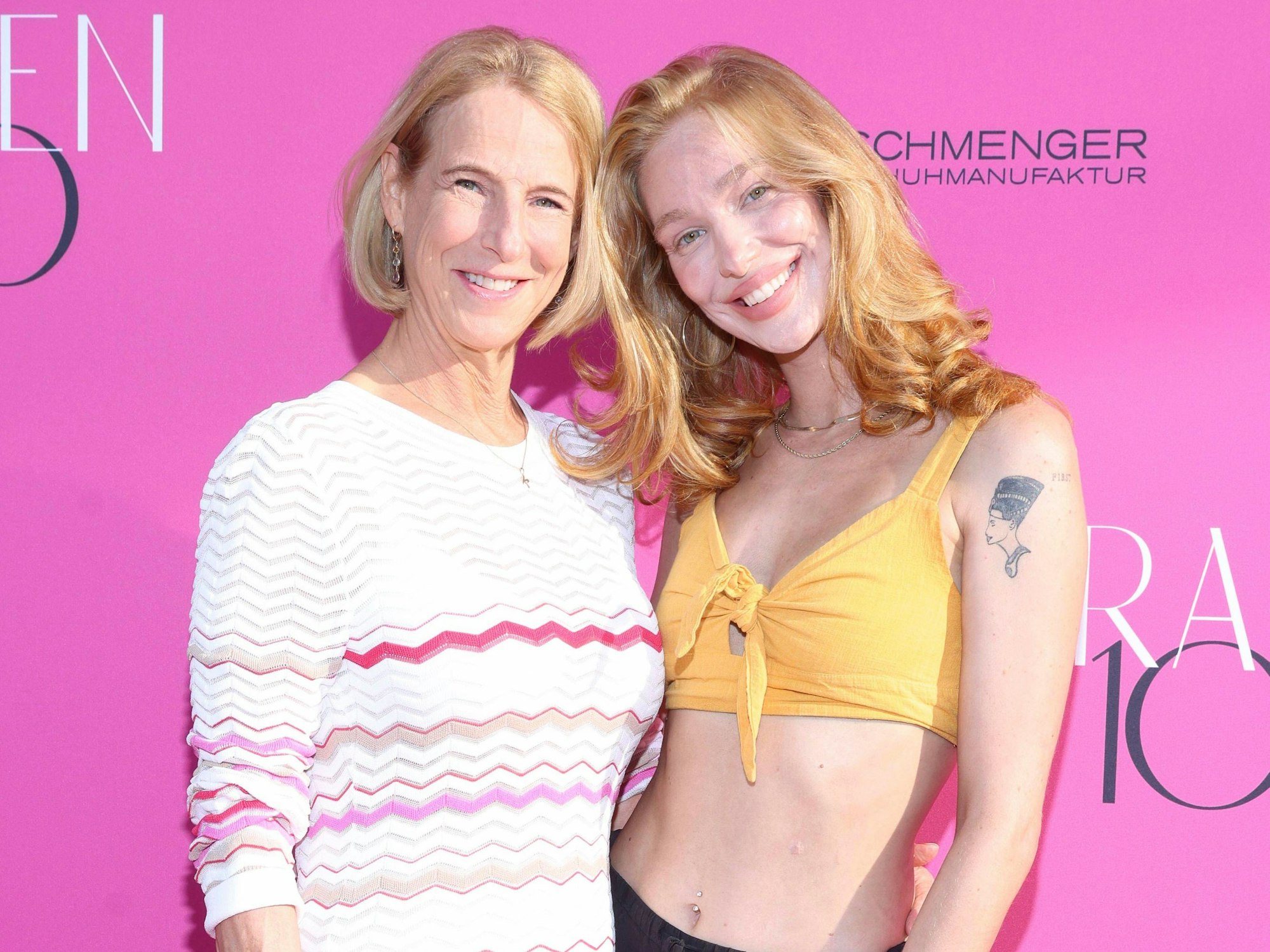 Kriegsreporterin Katrin Eigendorf mit ihrer Tochter, der Sängerin Aly Ryan.