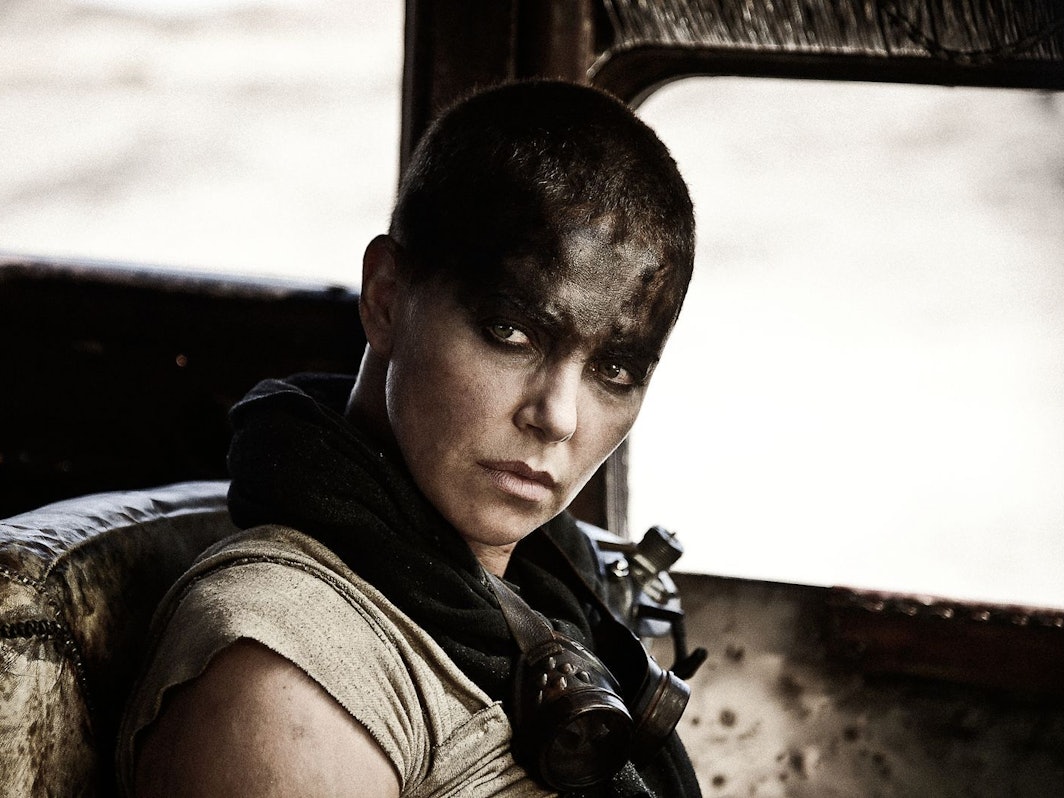 Einer der besten Actionfilme der letzten 25 Jahre: Charlize Theron spielt Furiosa in „Mad Max: Fury Road“. (Bild: RTL / 2016 Warner Bros. Feature Productions Pty Limited. )