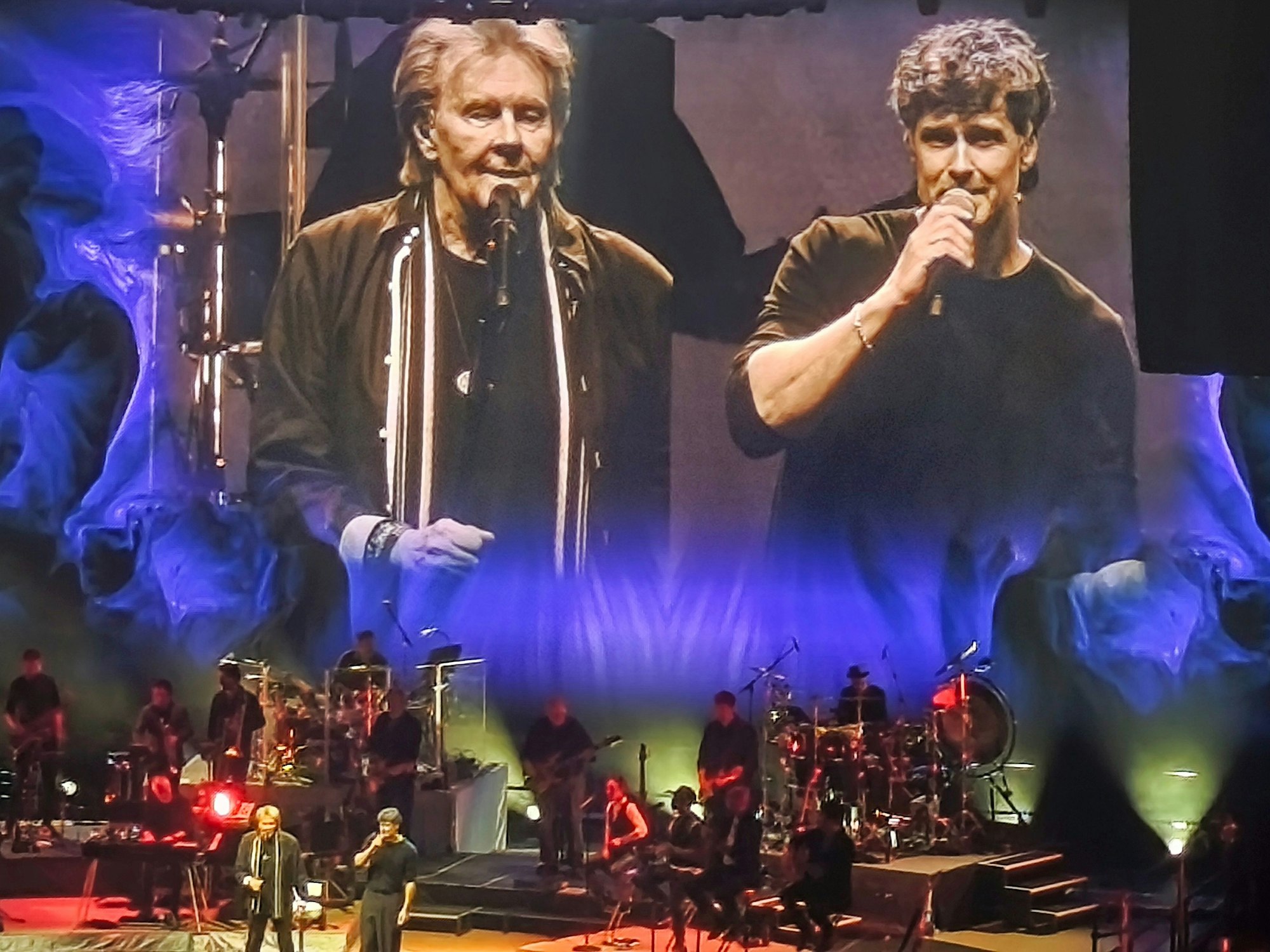 Howard Carpendale singt mit Sohn Wayne.