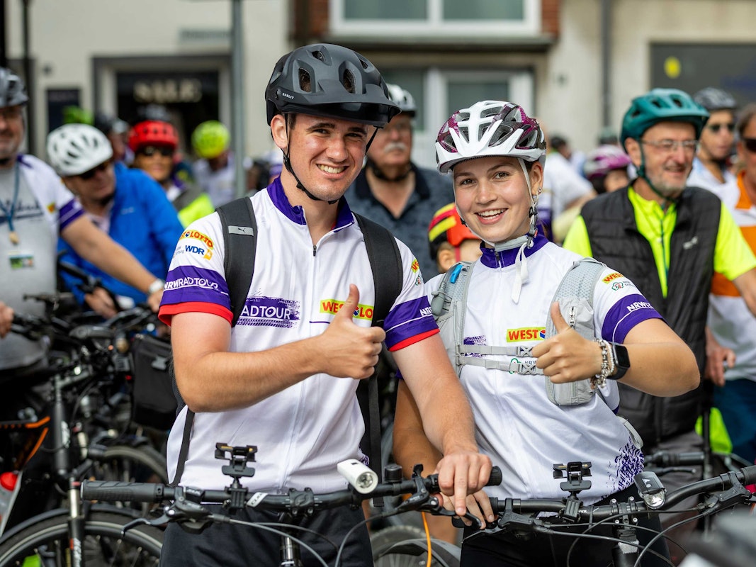 Wenn viele Radfahrer unterwegs sind, dann kann es sich nur um die NRW-Radtour handeln. Vom 30. Juli bis 2. August (Donnerstag bis Sonntag) führt die Ausfahrt durch das Münsterland.