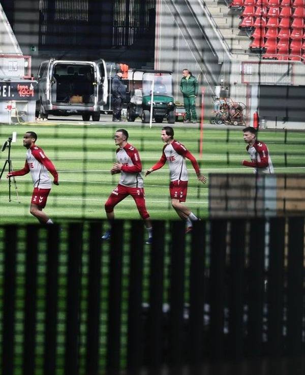 Die FC-Spieler trainierten hinter verschlossenen Türen.