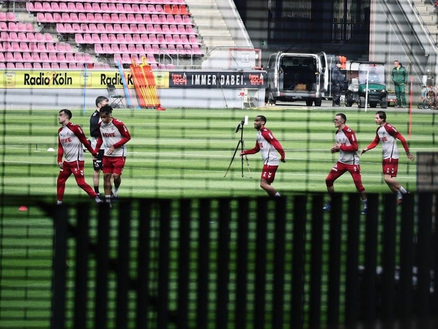 Die FC-Spieler trainierten hinter verschlossenen Türen.