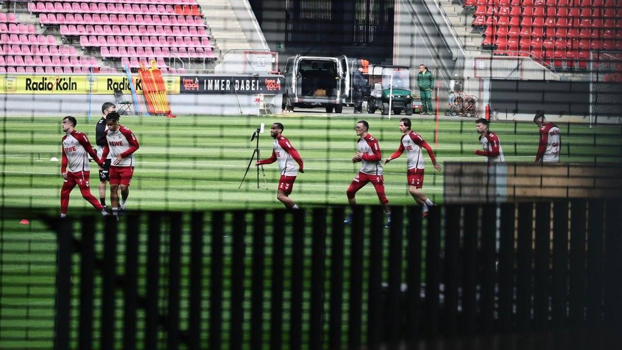 Die FC-Spieler trainierten hinter verschlossenen Türen.