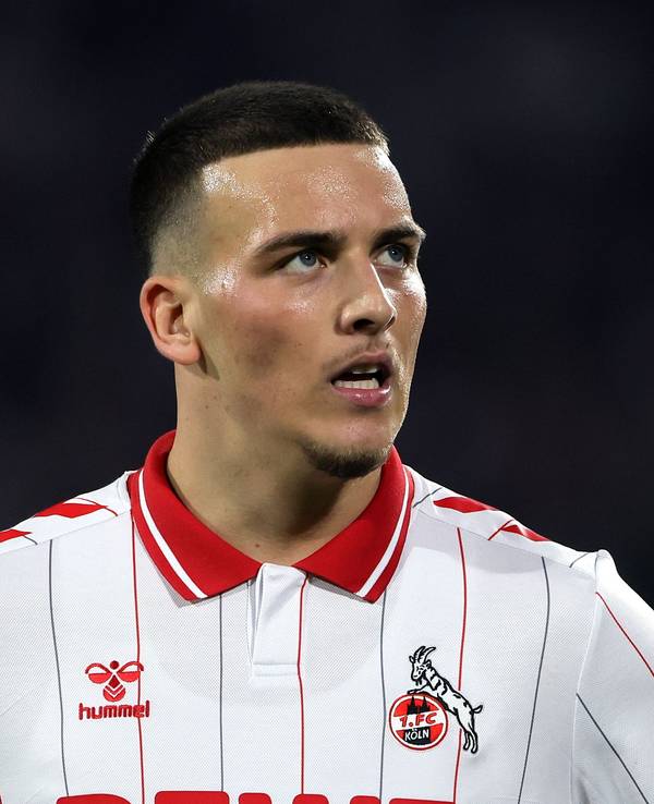 Said El Mala im Trikot des 1. FC Köln während des Spieles gegen Borussia Dormtund.