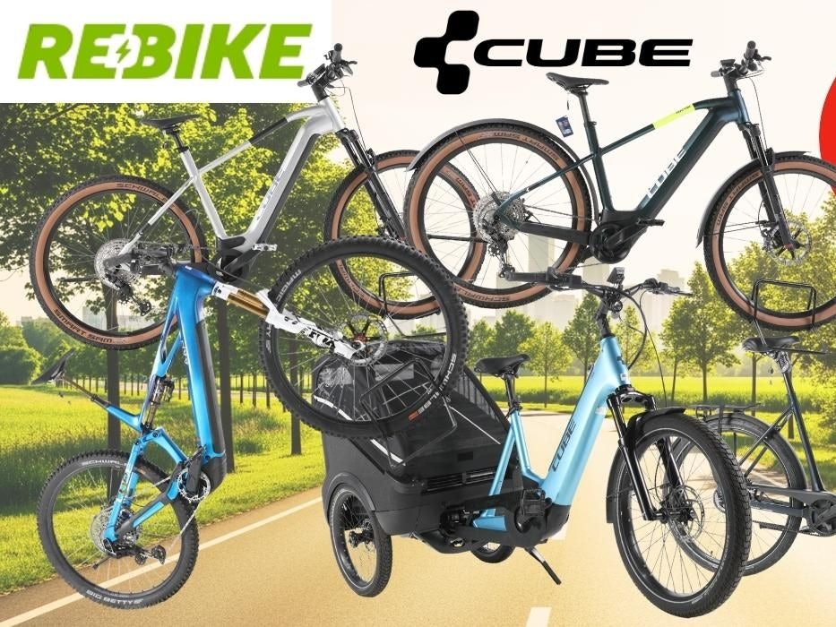 Mehrere generalüberholte, refurbished Cube E-Bikes verschiedener Modell-Typen – E-Mountainbike, City-Bike, Cargo-Trike und Trekking-Bike – vor frühlingsgrüner Landstraße mit Rebike- und Cube-Logo.