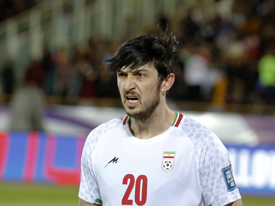 Sardar Azmoun im Iran-Trikot.