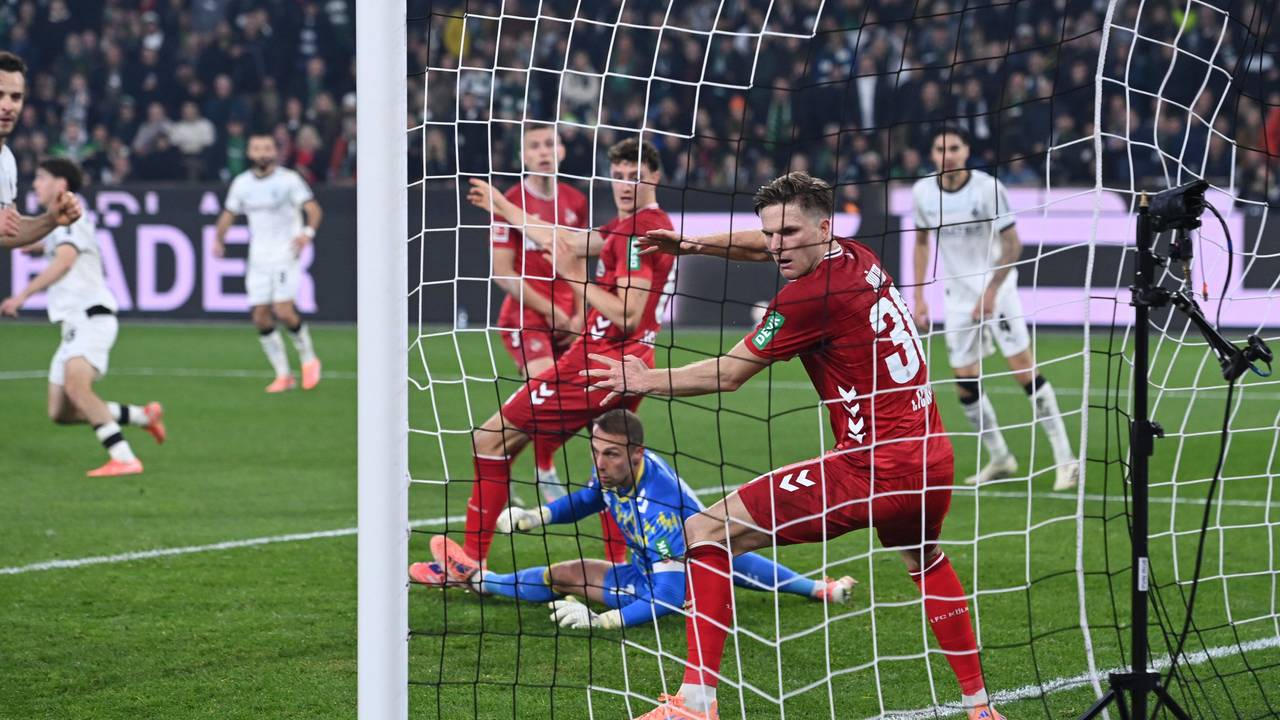 Gegentor für den 1. FC Köln gegen Borussia Mönchengladbach.