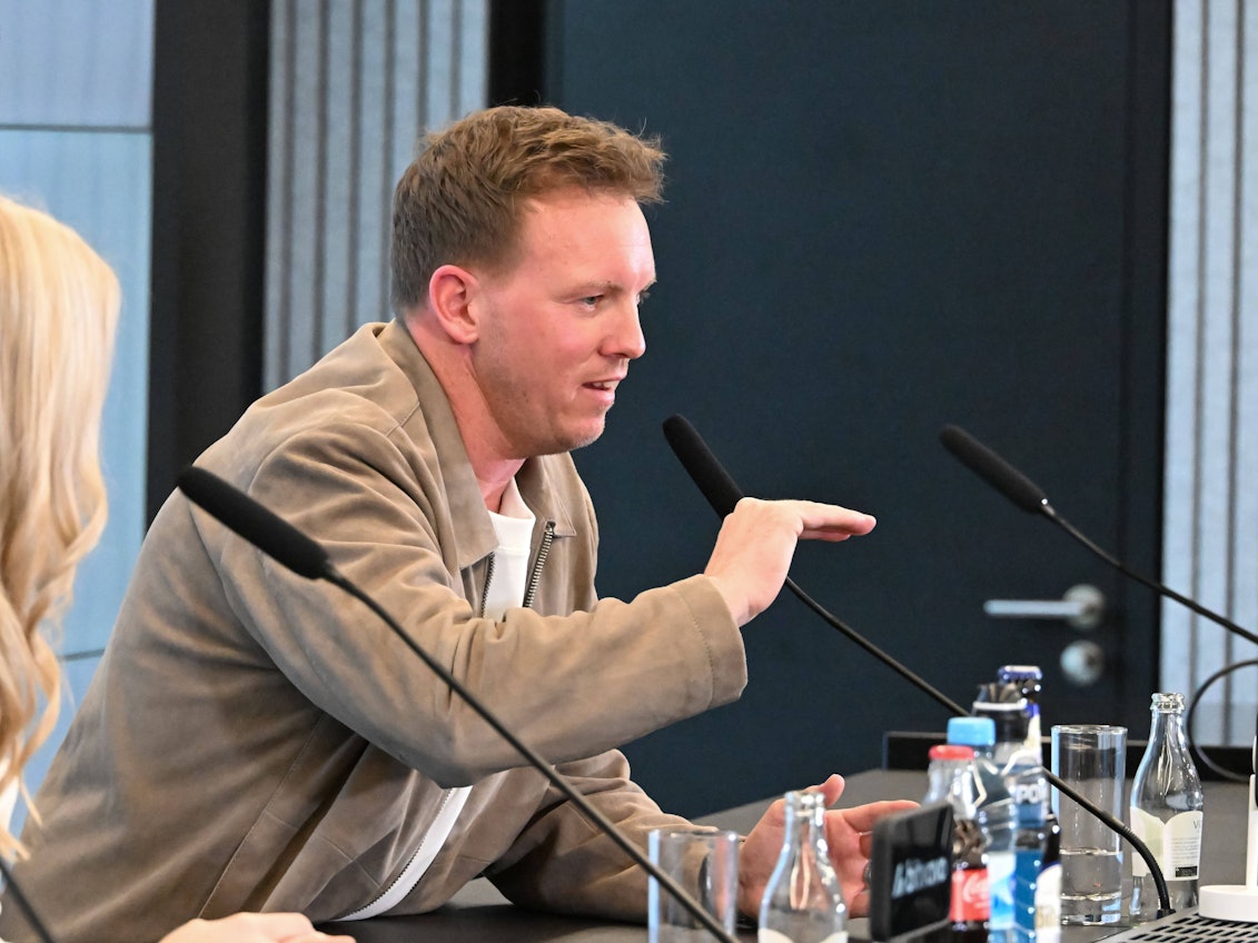 Julian Nagelsmann spricht auf einer Pressekonferenz über seinen DFB-Kader.