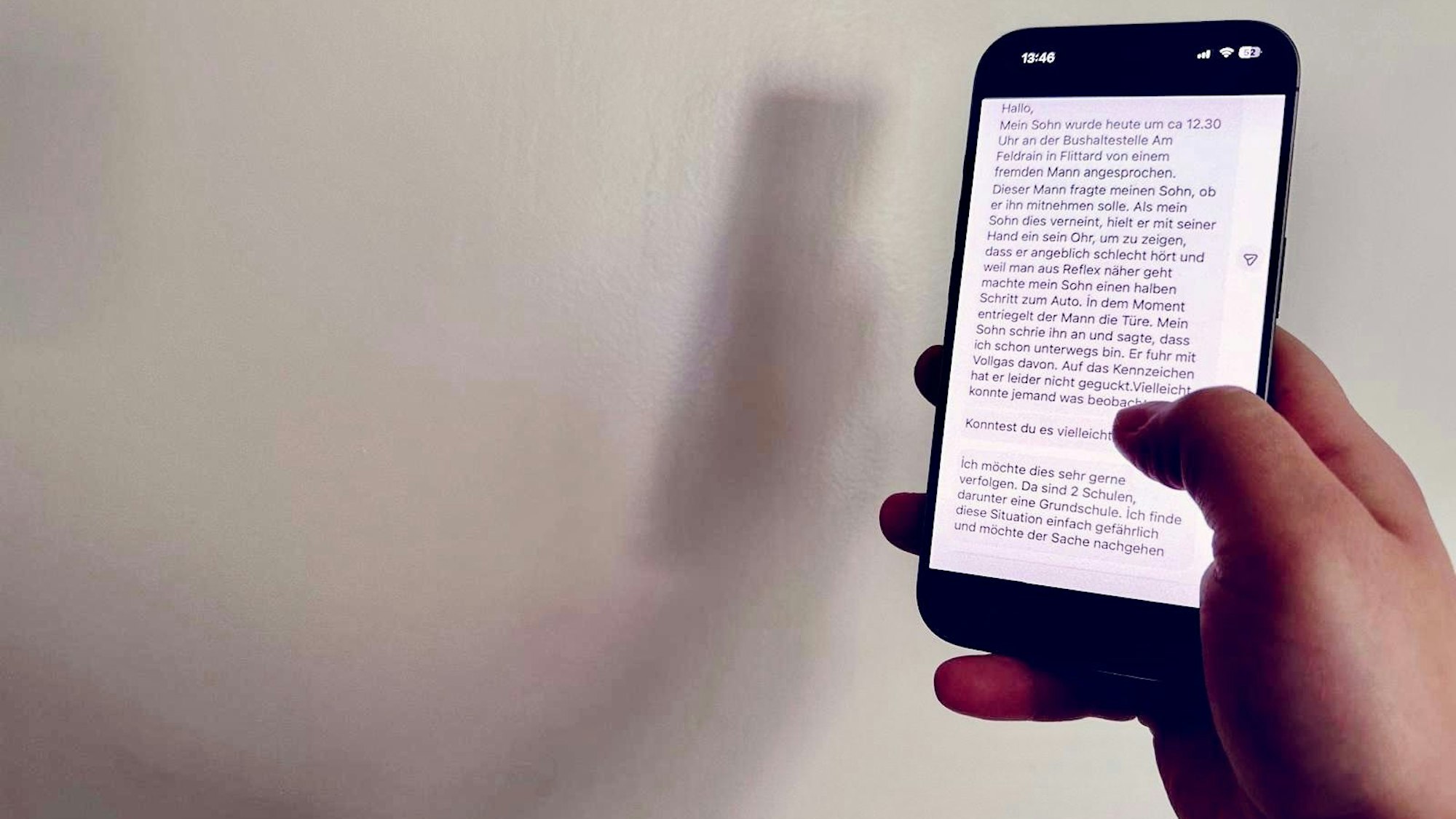 Eine beunruhigende Nachricht aus Flittard macht die Runde: Ein Unbekannter soll ein Kind in Köln-Flittard an einer Bushaltestelle bedrängt haben.