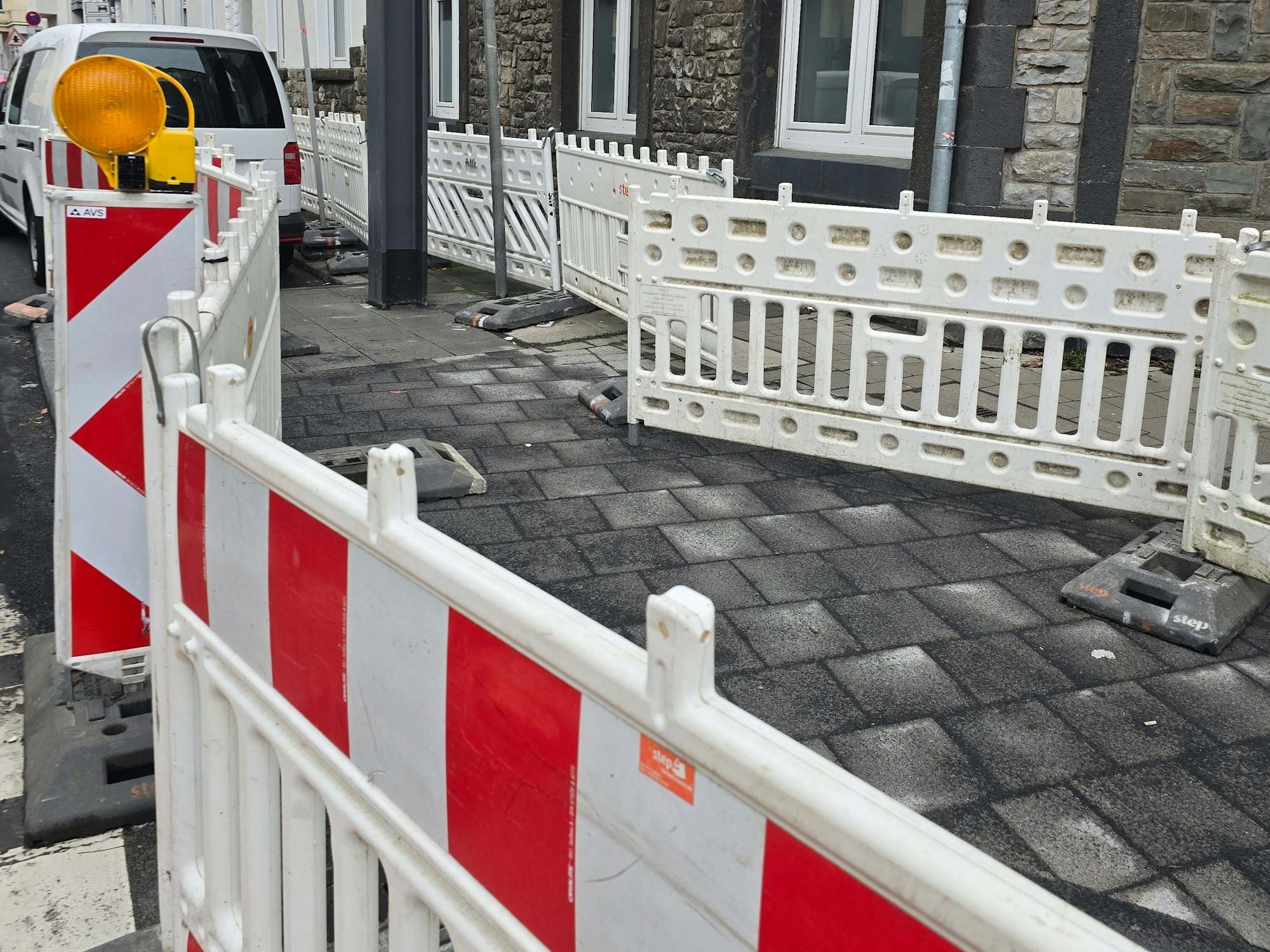 Ein Weg ist abgesperrt.