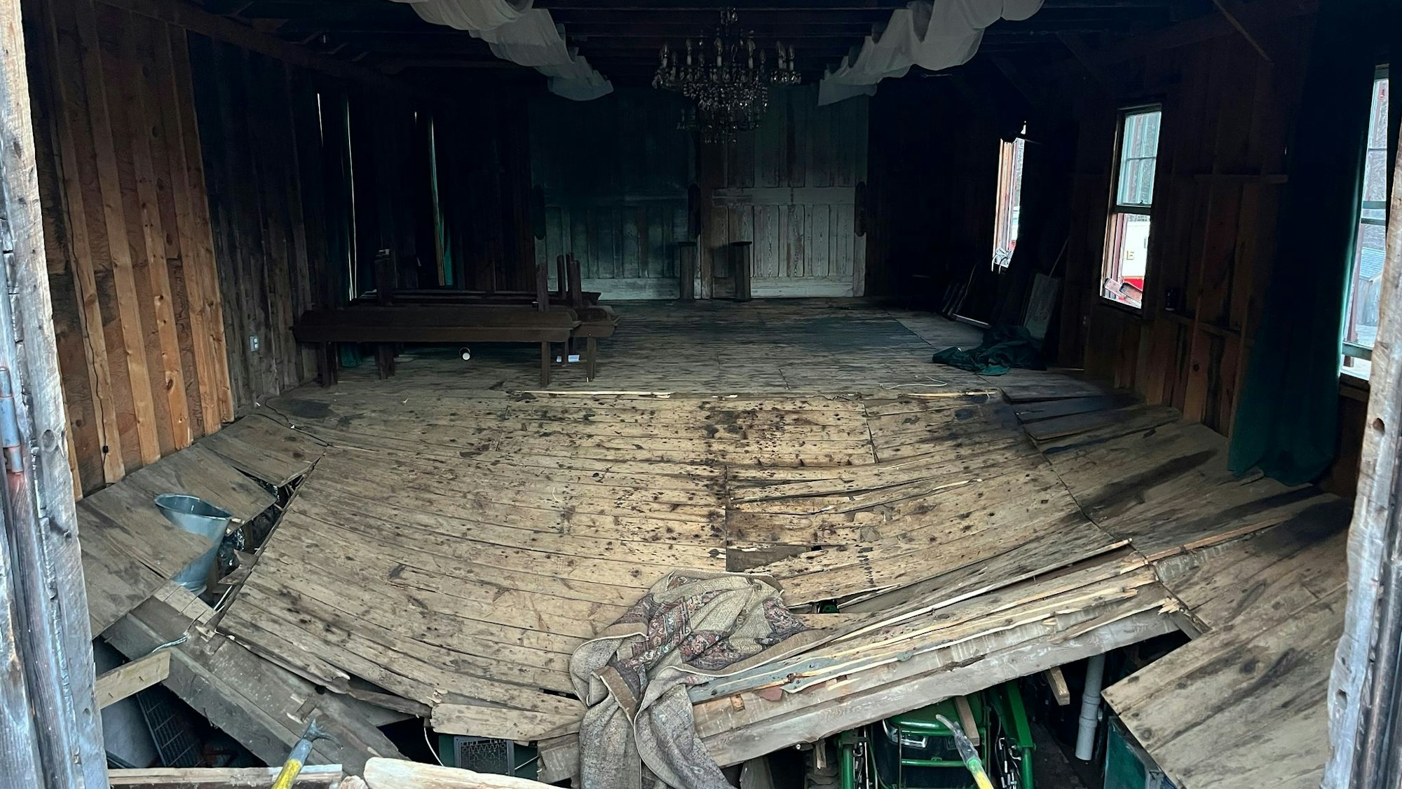 Fußbodeneinbruch Hochzeit in New Hampshire