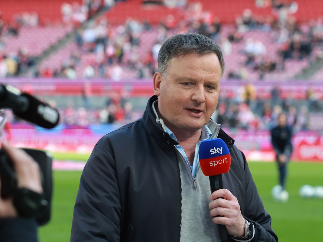 Thomas Wagner mit Sky-Mikro.