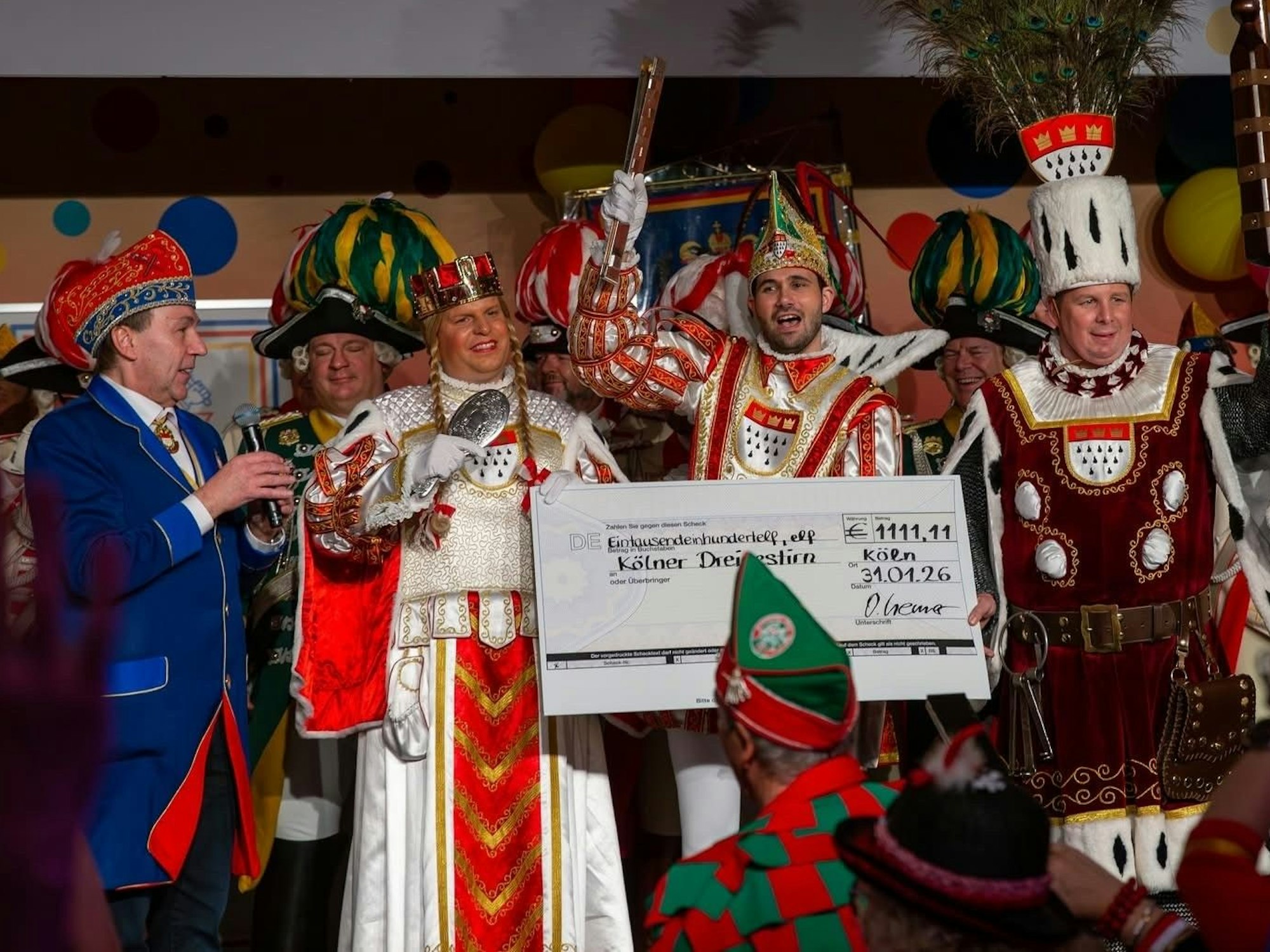 Oliver Cremer mit dem Kölner Dreigestirn.