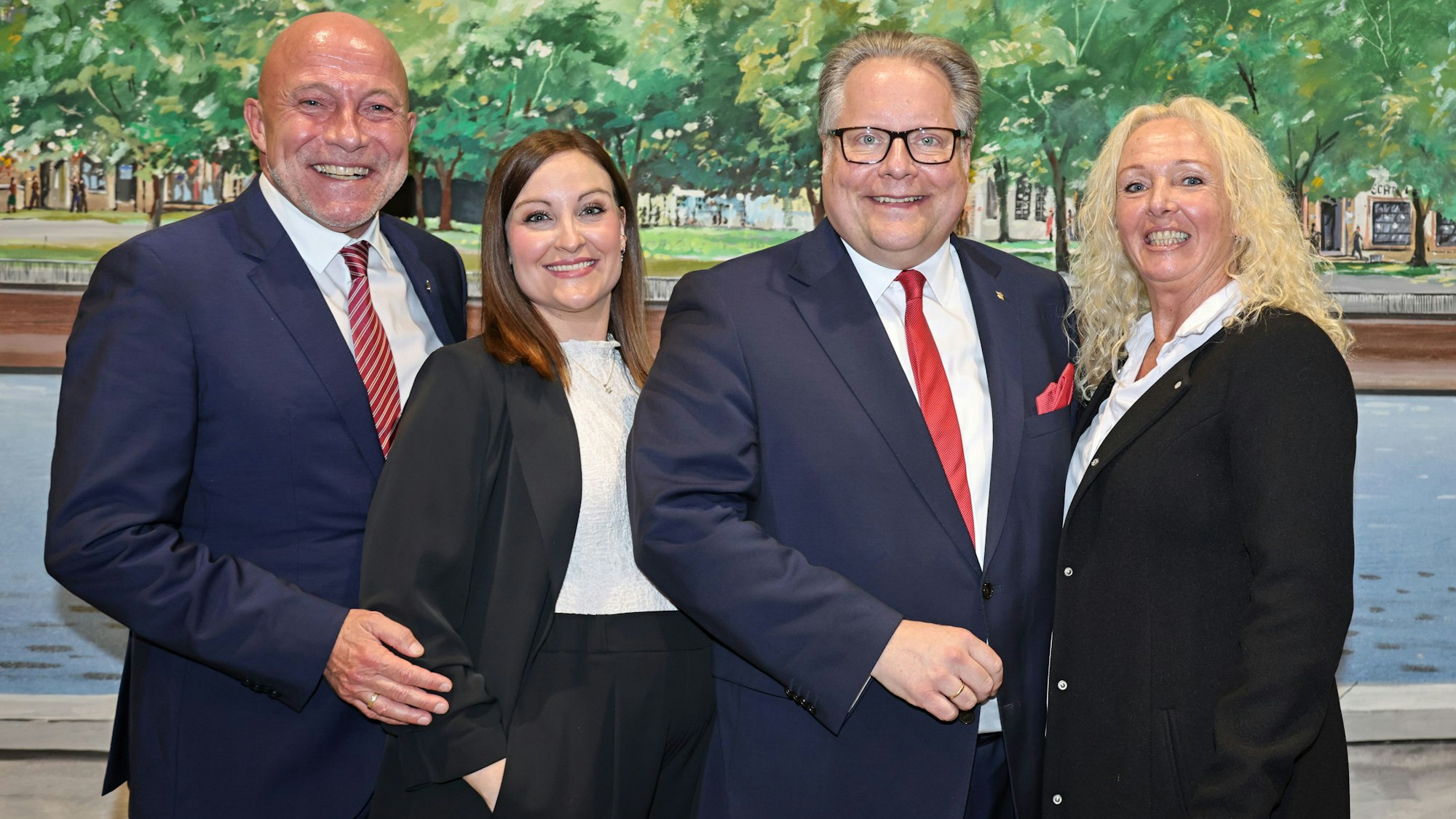René Klöver, Britta Nassenstein, Lutz Schade und Gaby Gérard beim Gruppenbild.