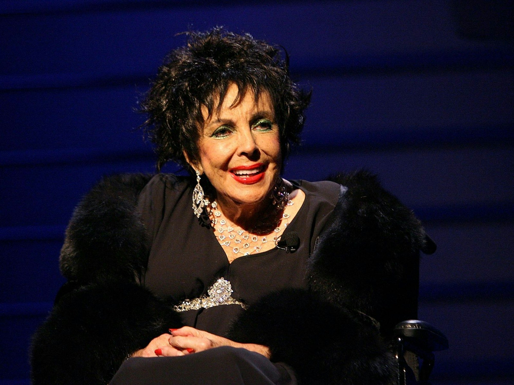 Am 23. März 2011, erlag Elizabeth Taylor ihrem Herzleiden, sie wurde 79 Jahre alt. (Bild: Jesse Grant/Getty Images)