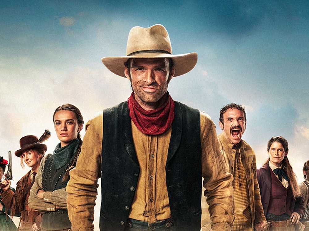 Der neue Lucky Luke: In der gleichnamigen Serie (zu sehen ab 23. März auf Disney+) spielt der französische Schauspieler Alban Lenoir den berühmten Comic-Helden. (Bild: Disney)