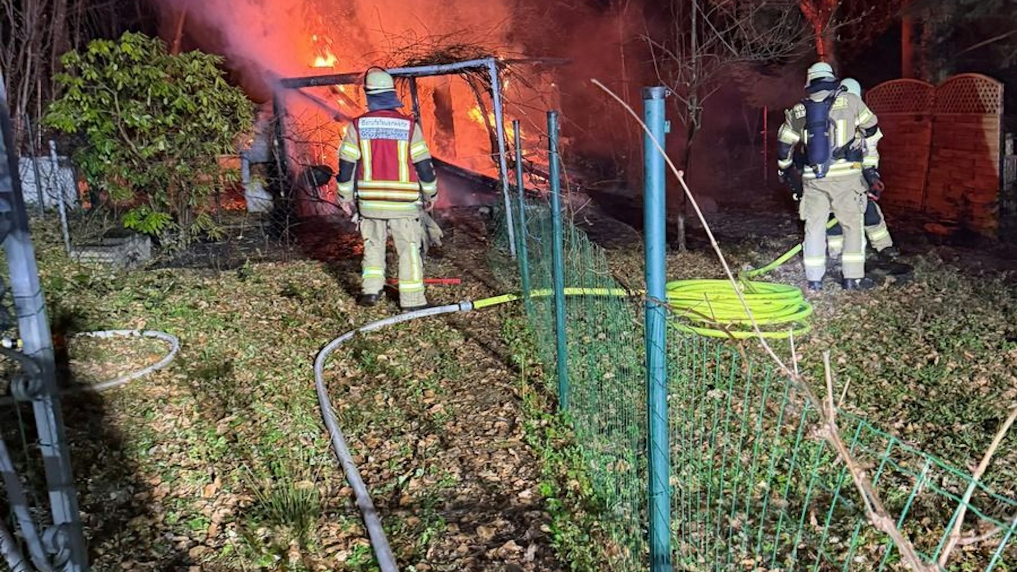 Laubenbrand in Remscheid.