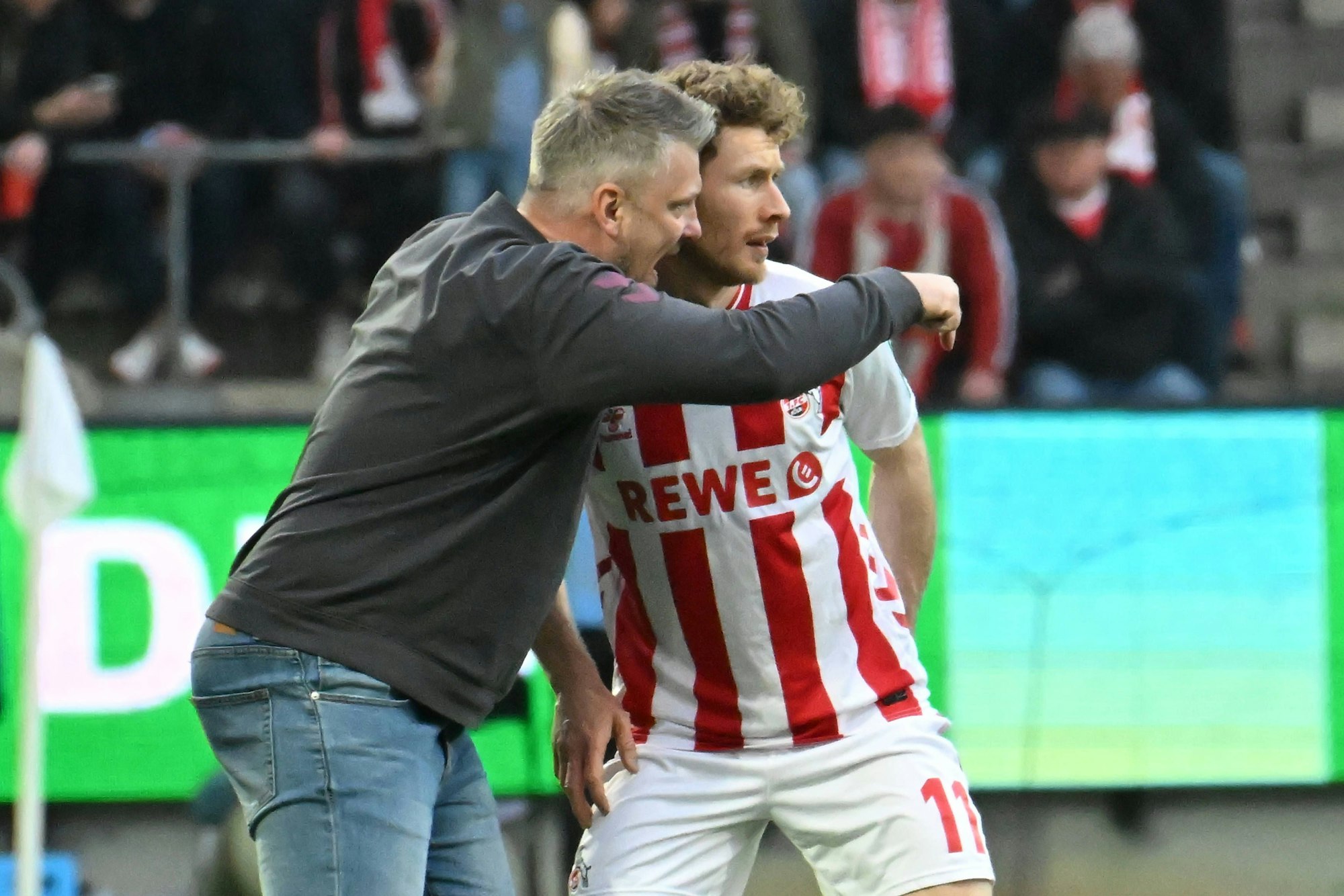 Lukas Kwasniok mit Florian Kainz.