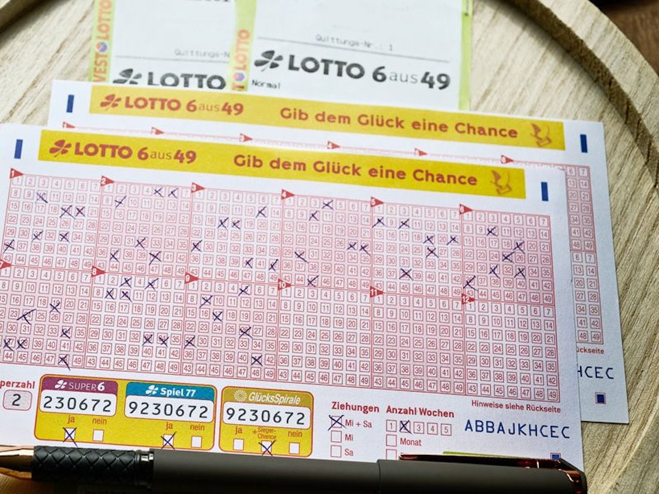 Bei der bundesweiten Sonderauslosung von LOTTO 6aus49 zum „Tag des Glücks“ hatte ein Spielteilnehmer aus dem Ennepe-Ruhr-Kreis Glück: Sein Spielauftrag wurde für den Hauptgewinn gezogen, der eine Million Euro wert ist.