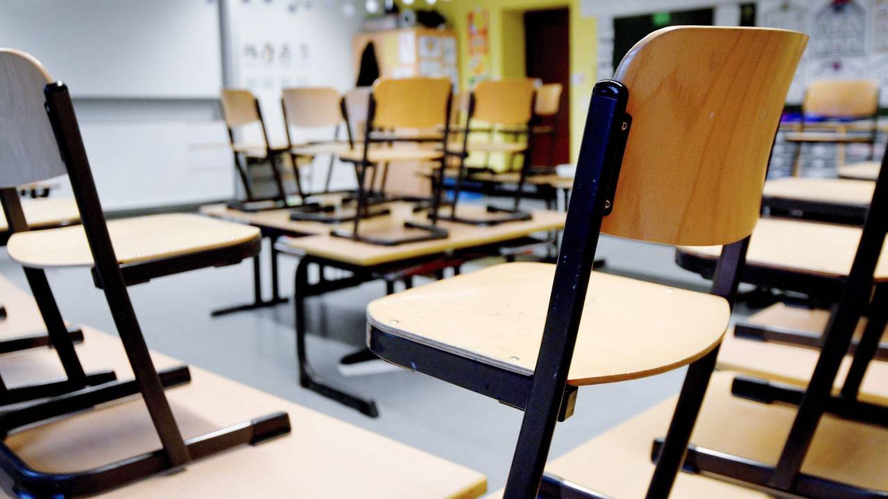 Leerer Klassenraum
