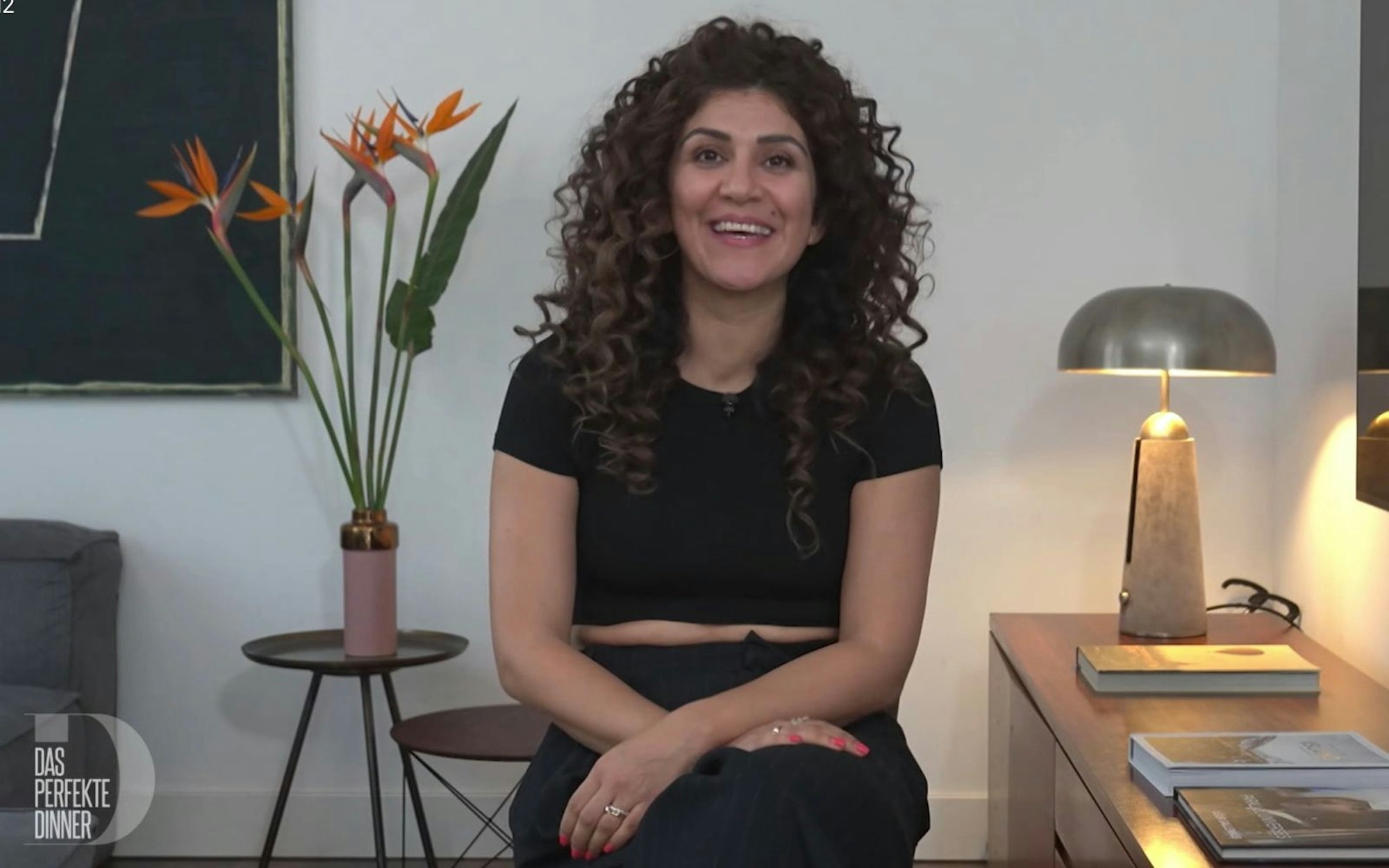 Architektin und „Miss Germany 2024“ - und dann kann Api (40) auch noch kochen! (Bild: RTL)