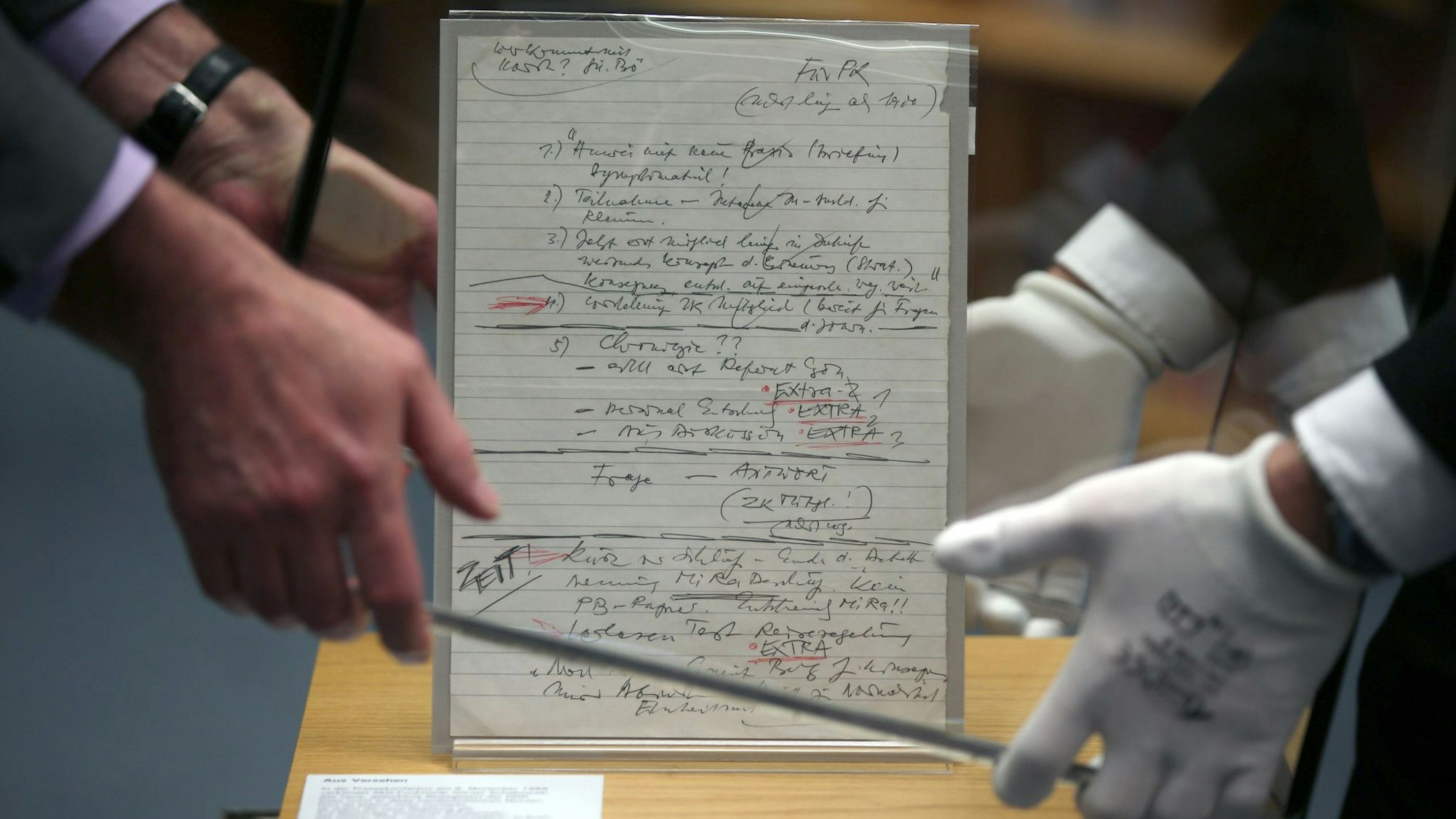 Schabowski-Zettel im Haus der Geschichte