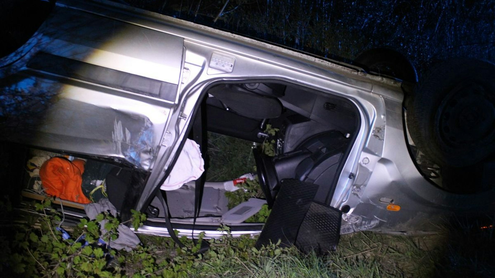 Schwerer Unfall mit Fahrerflucht in Aldenhoven.