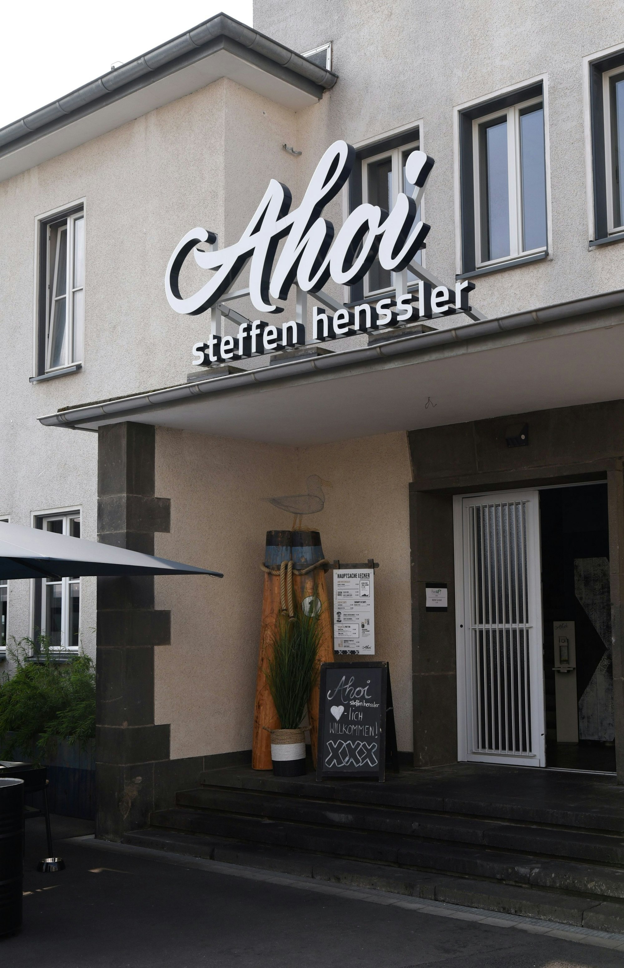 Steffen Hensslers „Ahoi“ im Motorworld Köln.