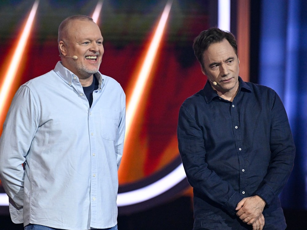 In der Show „Stefan & Bully gegen irgendson Schnulli“ (alle bisherigen Folgen sind abrufbar bei RTL+) sind Stefan Raab (links) und Michael „Bully“ Herbig regelmäßig gemeinsam zu sehen. (Bild: RTL / Raab ENTERTAINMENT / Markus Hertrich )