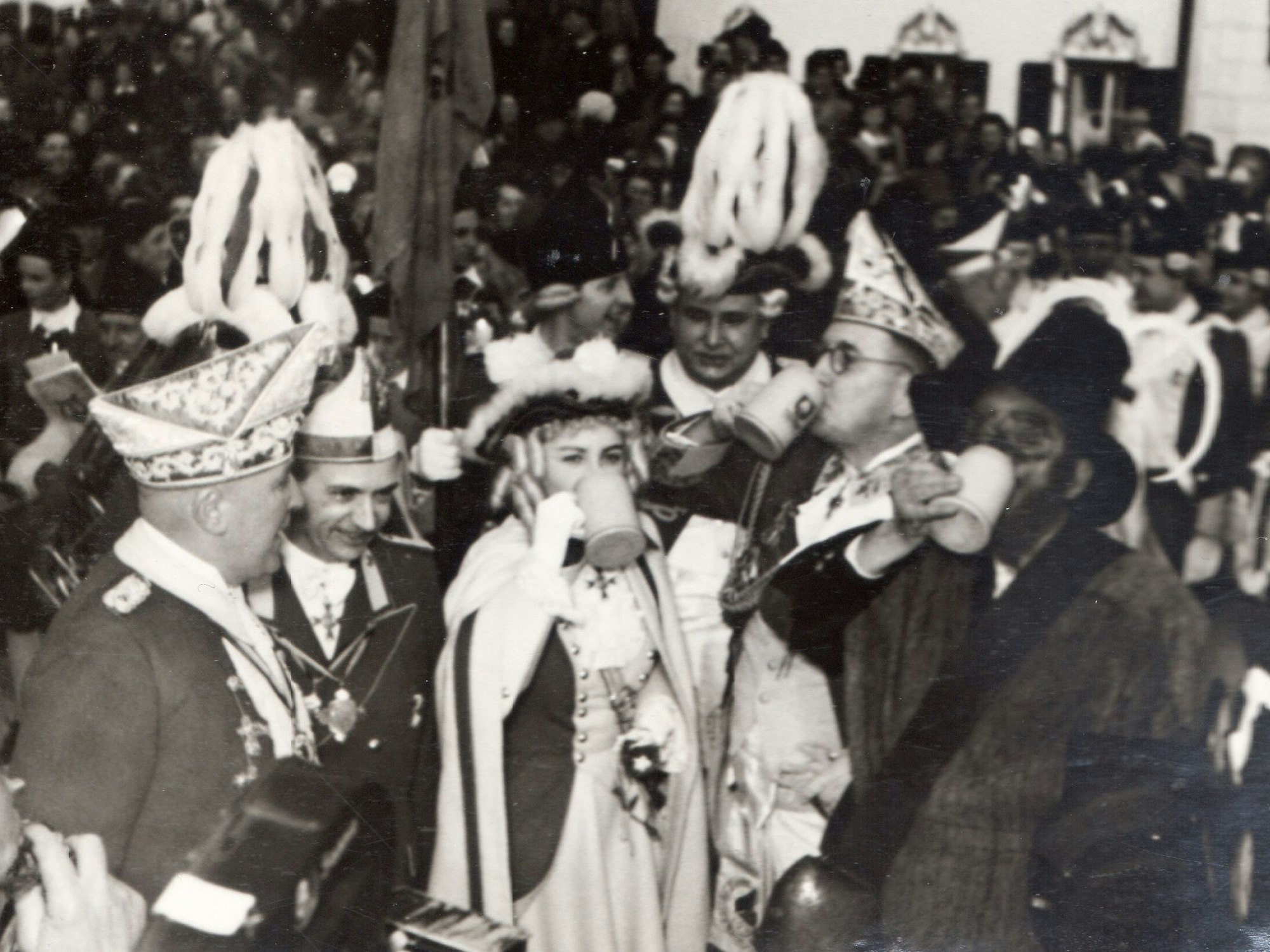 Die Roten Funken im Kurhotel Ruhpolding.