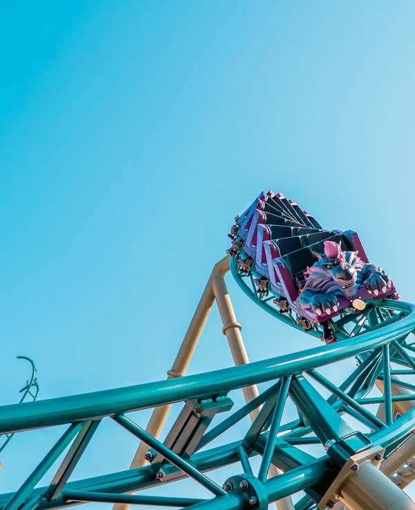 „100 % Wolf“ Achterbahn im Plopsaland Deutschland