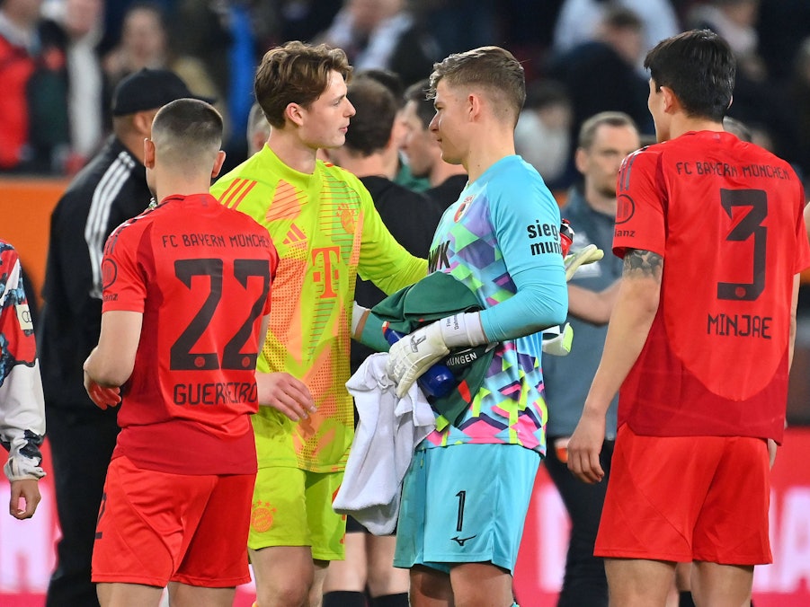 Torhüter Jonas Urbig und Finn Dahmen